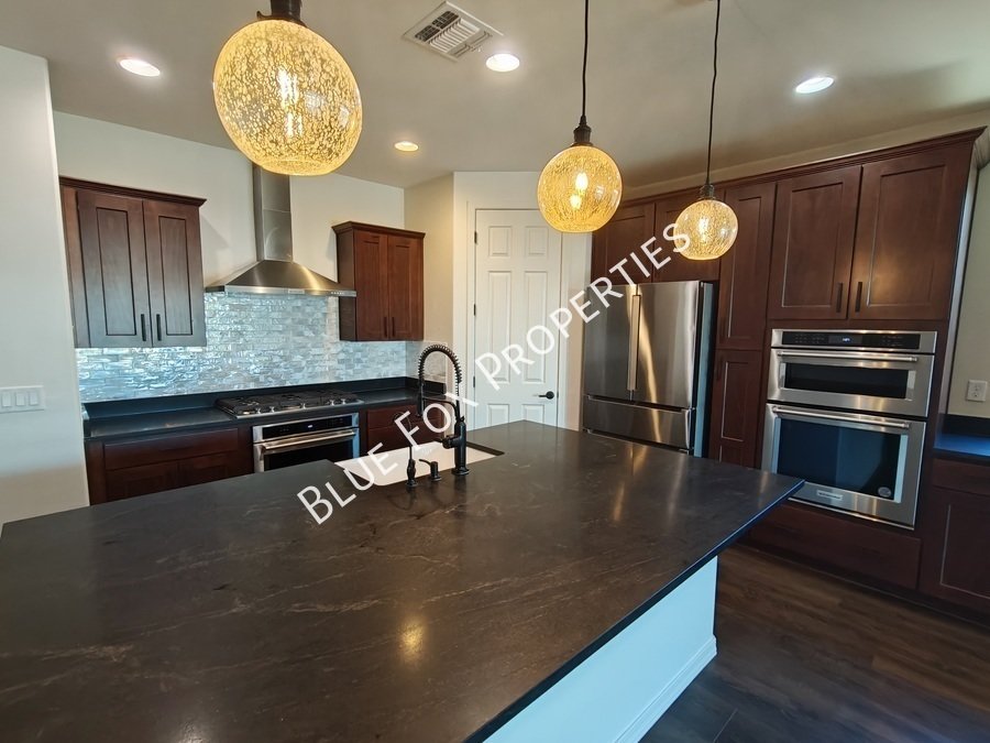 8454 N Lone Ranger Road property image
