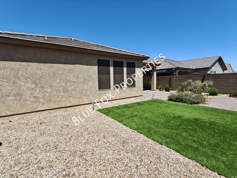 8454 N Lone Ranger Road property image