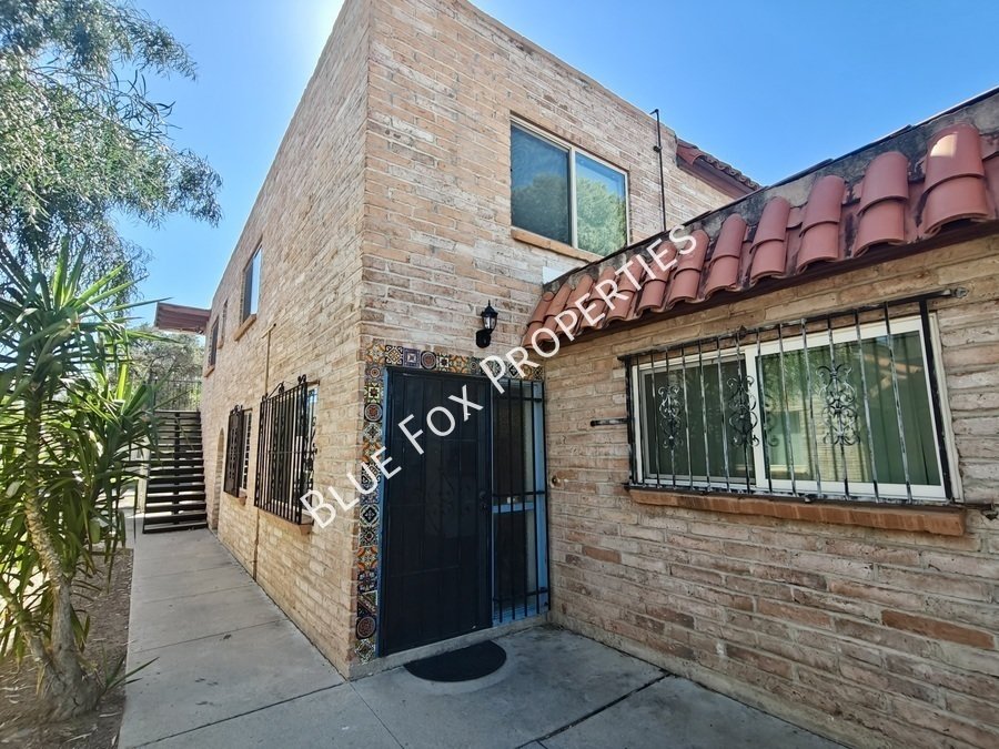 6666 E Calle Alegria Unit B property image