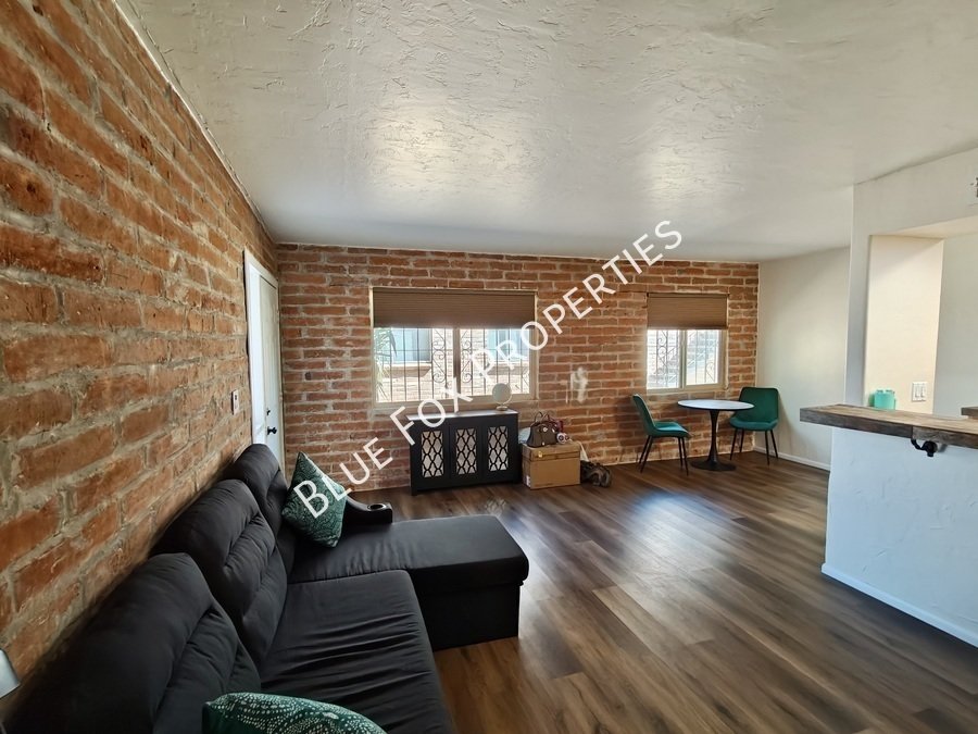 6666 E Calle Alegria Unit B property image