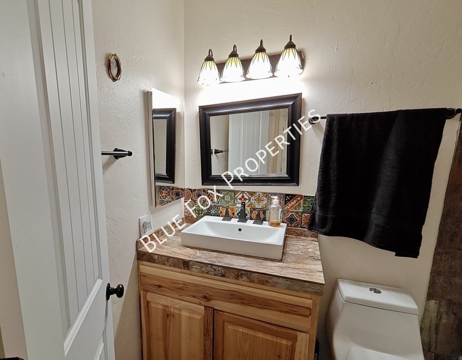 6666 E Calle Alegria Unit B property image