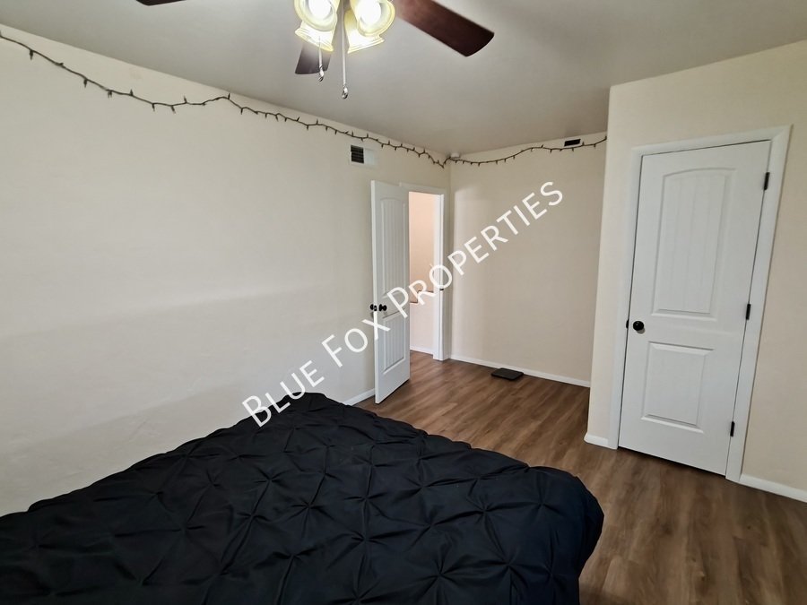 6666 E Calle Alegria Unit B property image