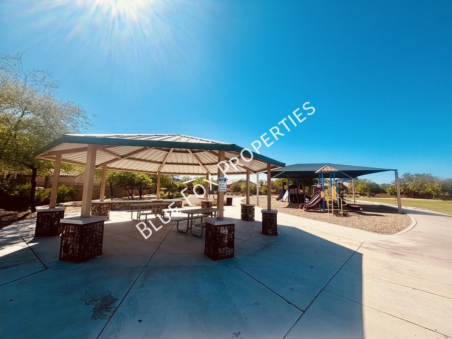 10232 North Crooked Peak Trail property image