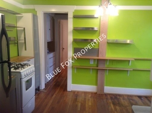 1 bed/1 bath home built in 1926 with modern charm property image