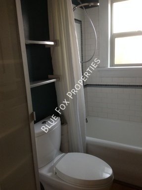1 bed/1 bath home built in 1926 with modern charm property image