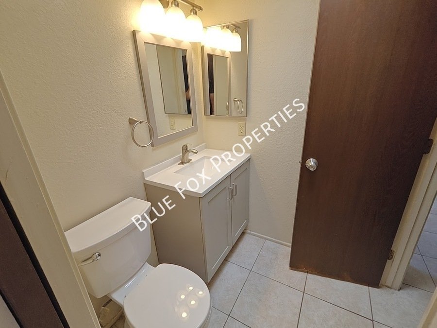 Drive home tomorrow to this ready to move in 2 bedroom! property image
