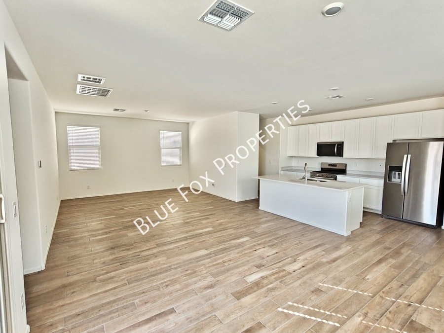 9251 N Peridot Vista Ave property image