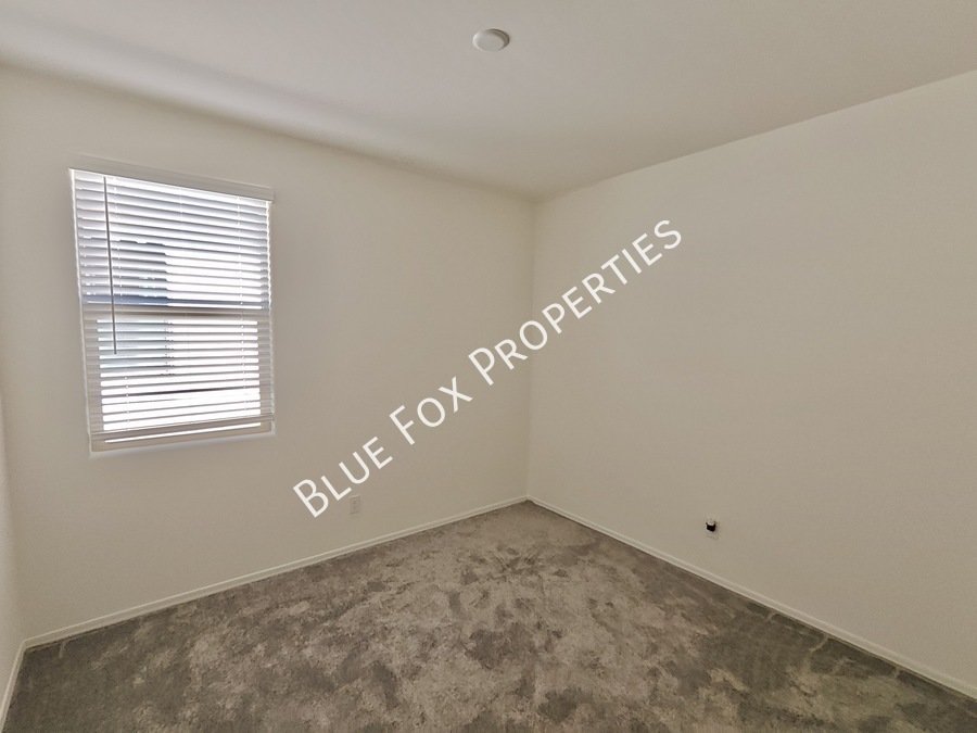 9251 N Peridot Vista Ave property image