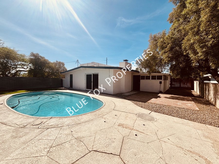 4355 East Glenn Street property image