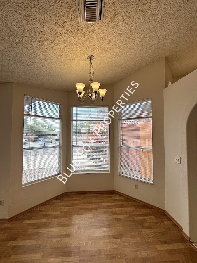 9913 N Woodstone Trail property image