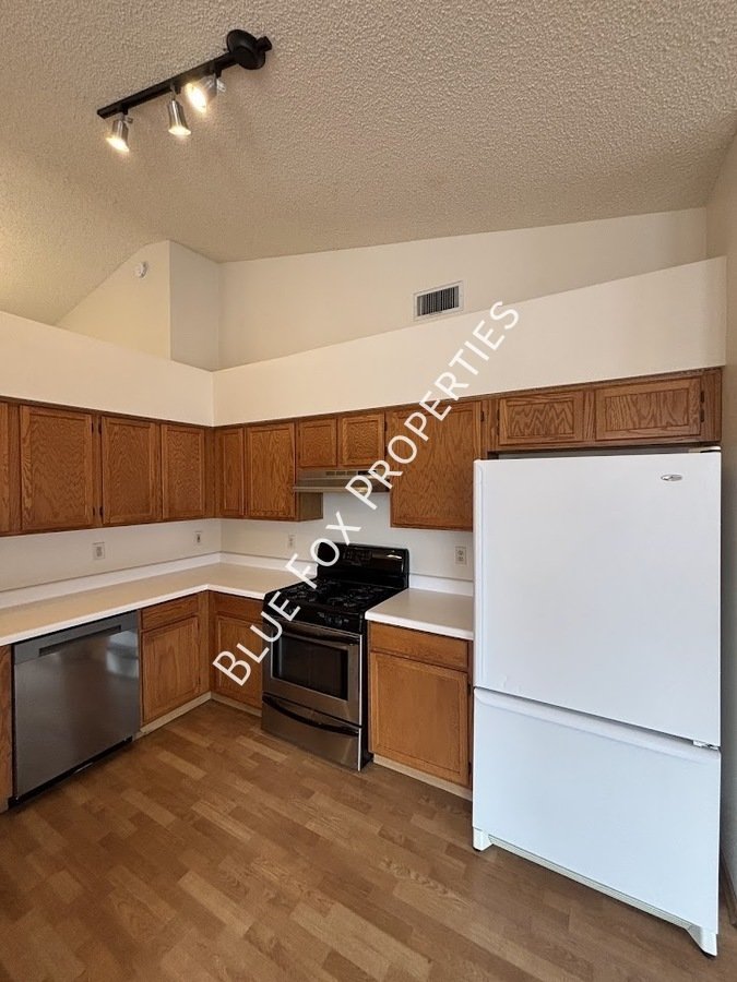 9913 N Woodstone Trail property image