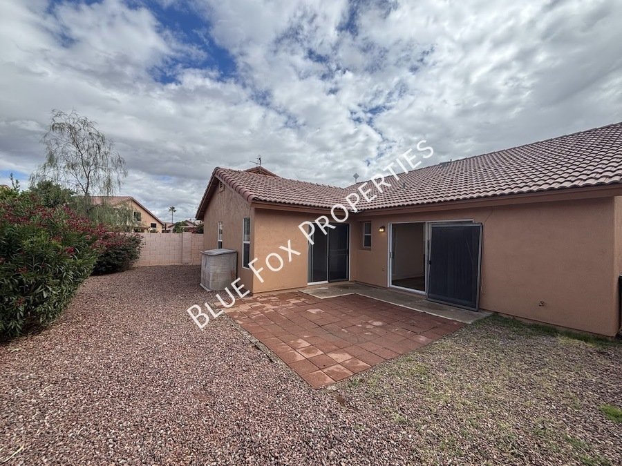 9913 N Woodstone Trail property image