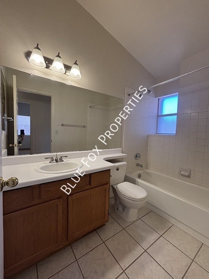 9913 N Woodstone Trail property image