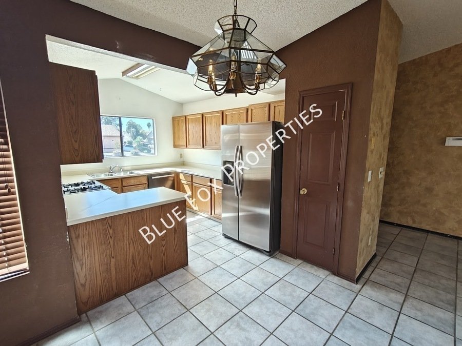9073 N. Tiger Eye Way property image
