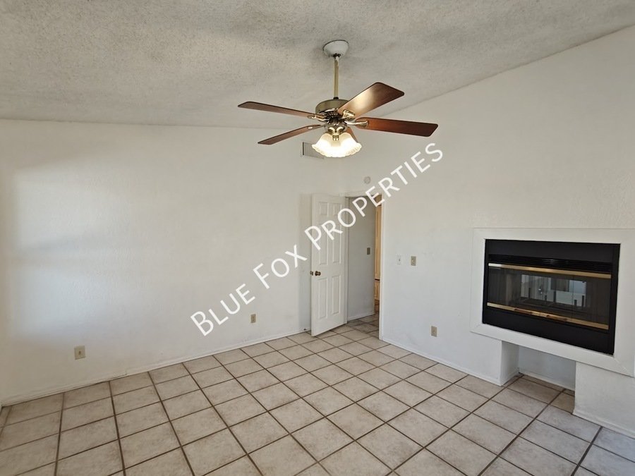 9073 N. Tiger Eye Way property image