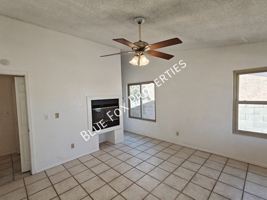 9073 N. Tiger Eye Way property image