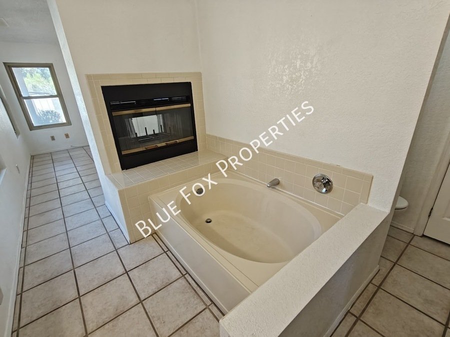 9073 N. Tiger Eye Way property image