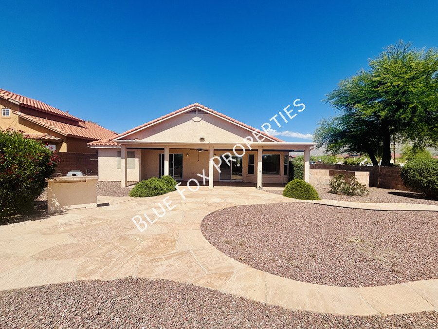 10451 North Calle Verano Seco property image