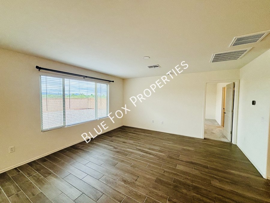 6563 West Camino Pizarro property image