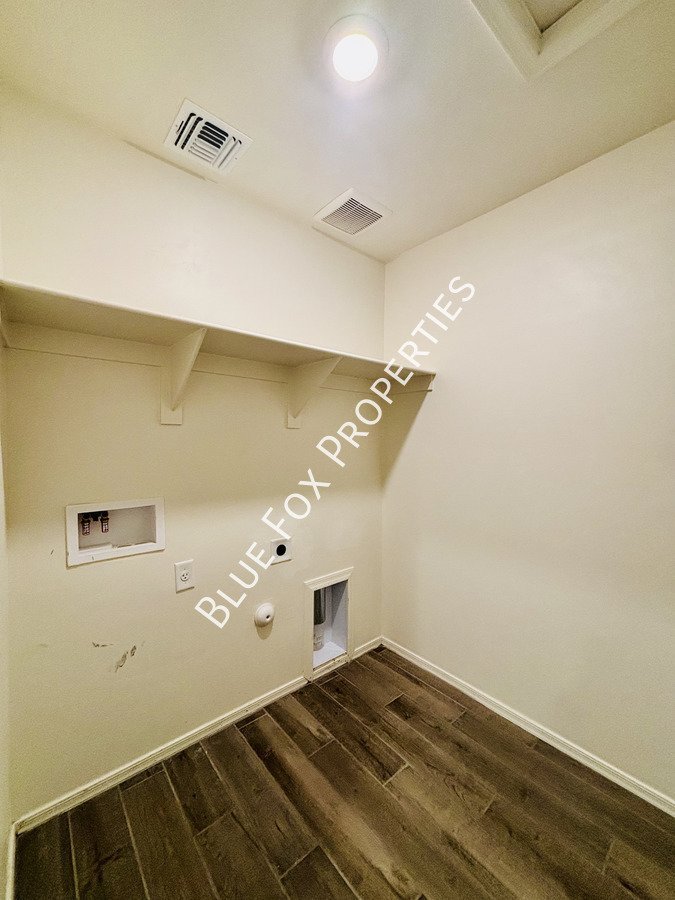 6563 West Camino Pizarro property image
