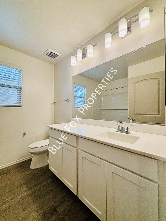 6563 West Camino Pizarro property image
