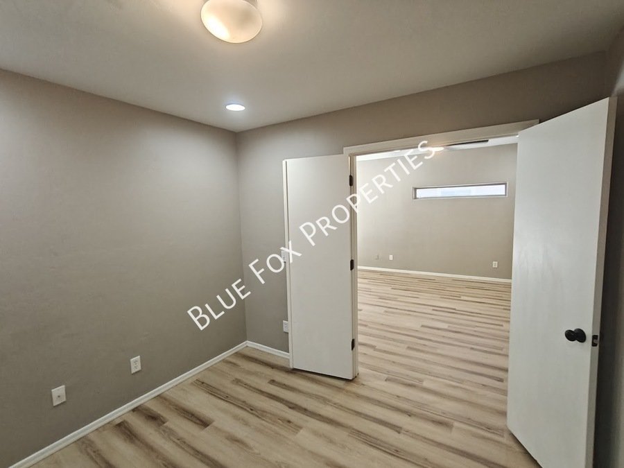 250 E Calle Puente Azul property image
