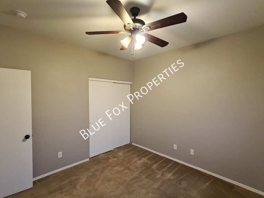 250 E Calle Puente Azul property image