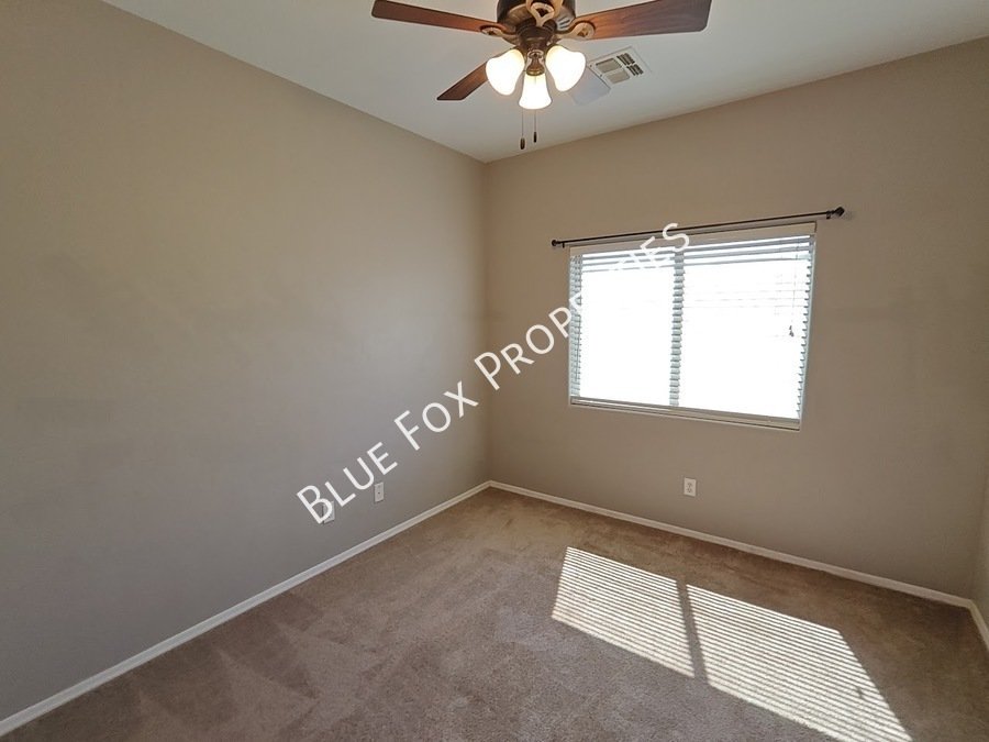 250 E Calle Puente Azul property image