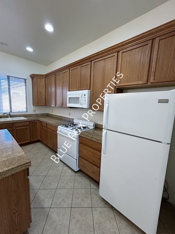1194 W. Rodriguez Road property image