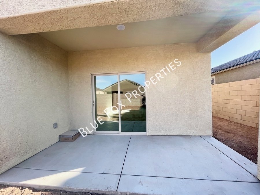 9225 W. Trotting Wolf Trail property image
