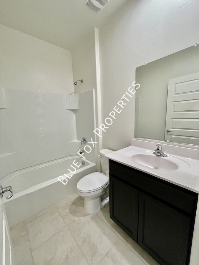 9225 W. Trotting Wolf Trail property image