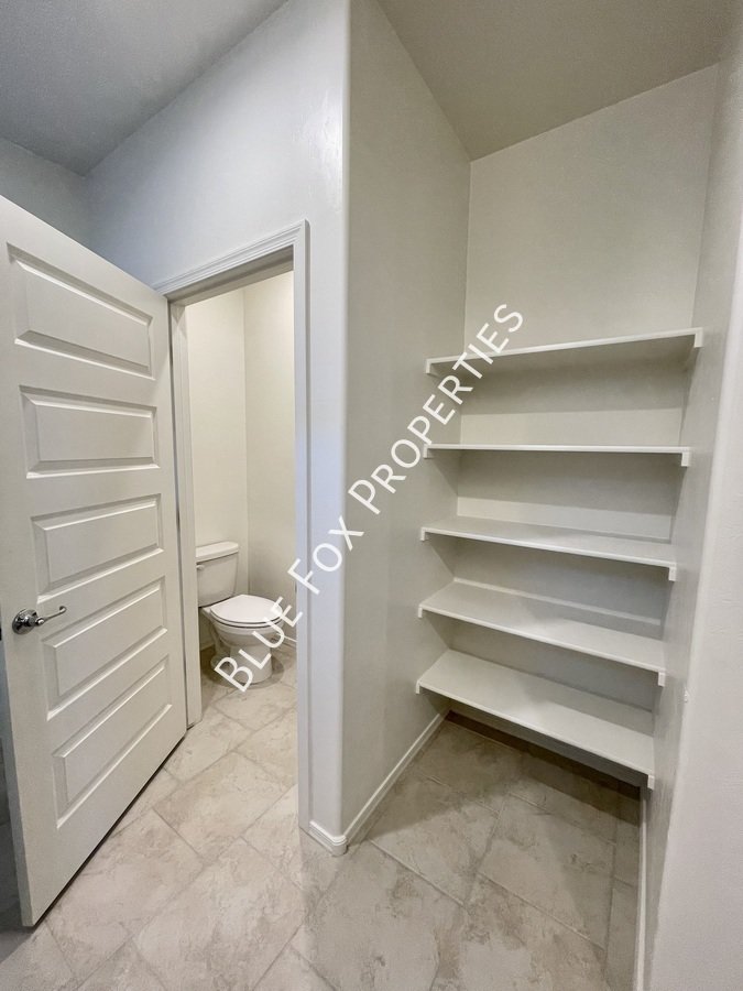 9225 W. Trotting Wolf Trail property image