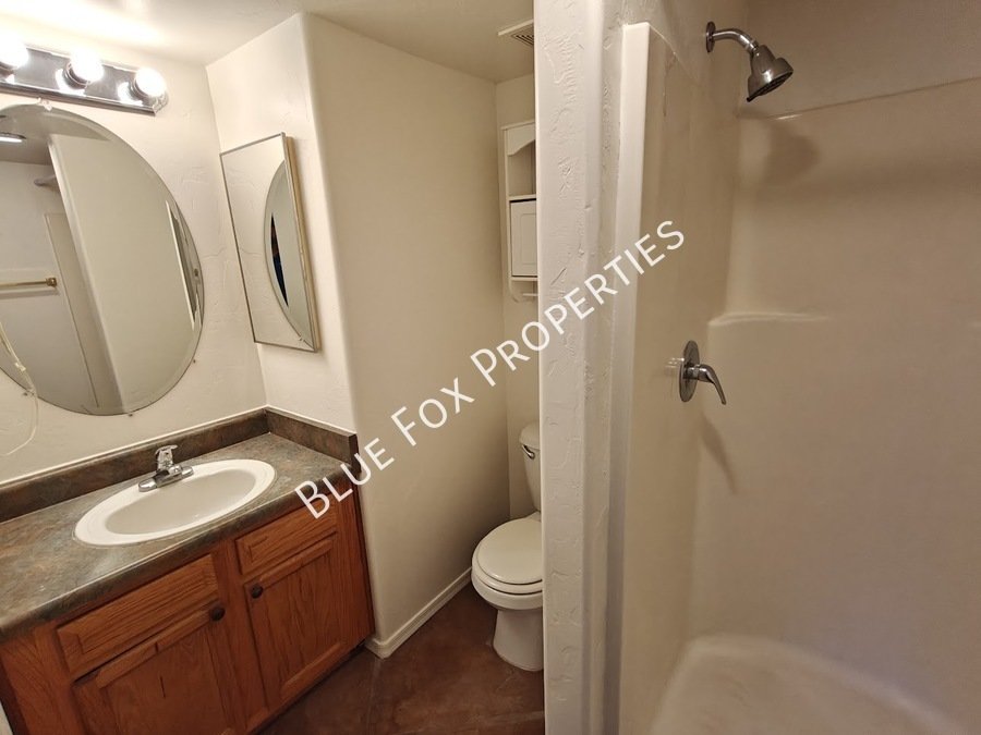 Duplex unit with private yard and parking! property image