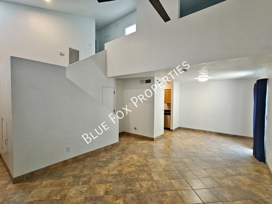 880 E Peppergrass Lane property image