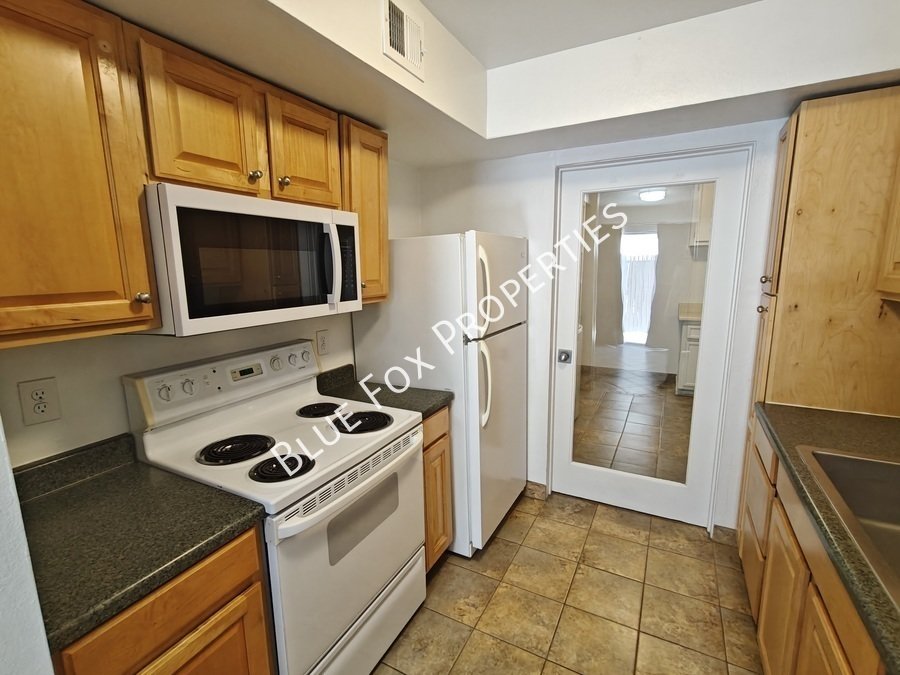 880 E Peppergrass Lane property image