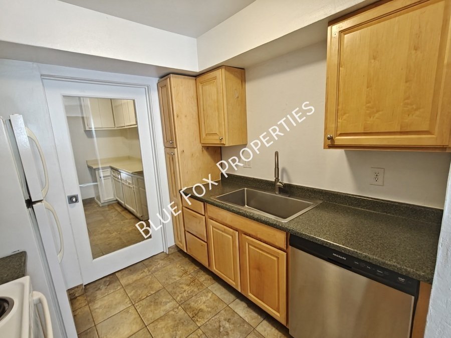 880 E Peppergrass Lane property image
