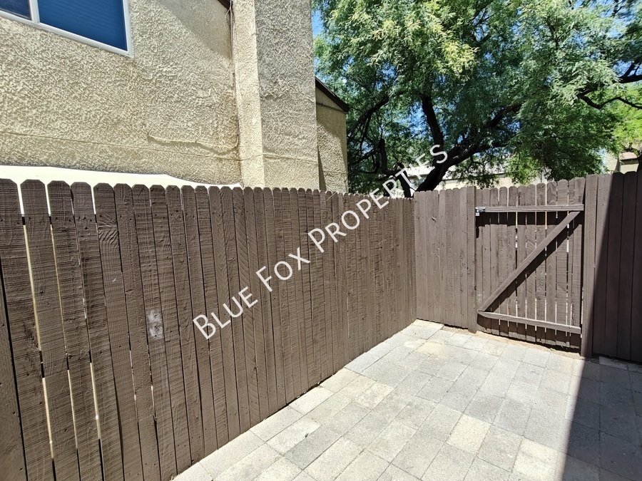 880 E Peppergrass Lane property image