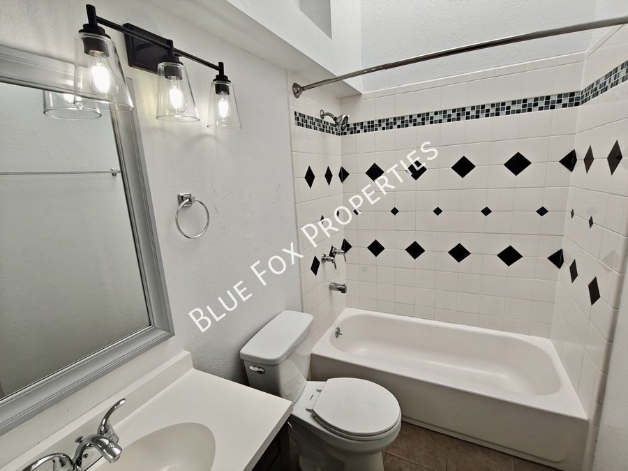 880 E Peppergrass Lane property image