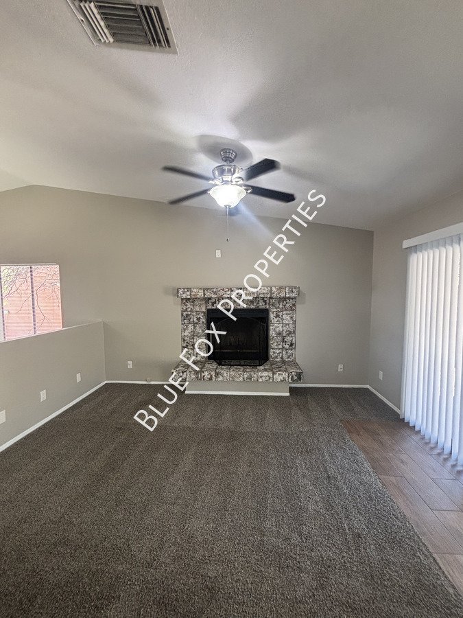 9825 N Camino Vado property image