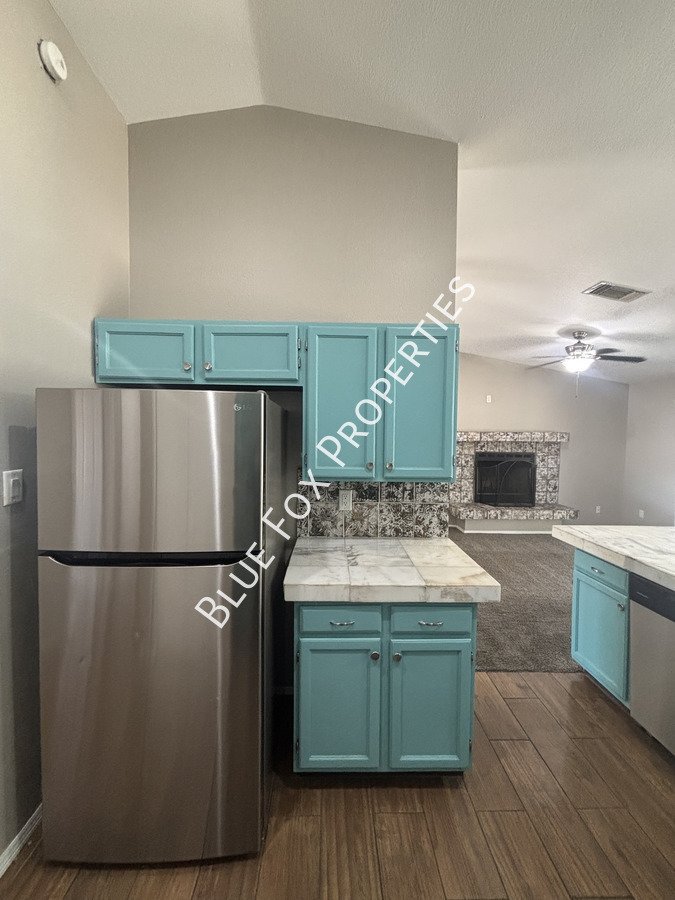 9825 N Camino Vado property image