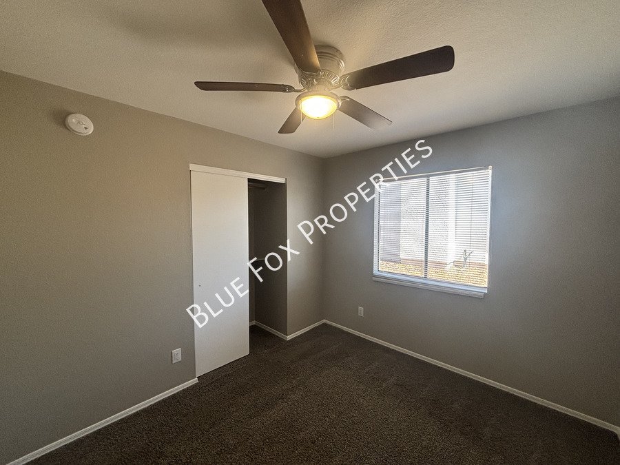 9825 N Camino Vado property image