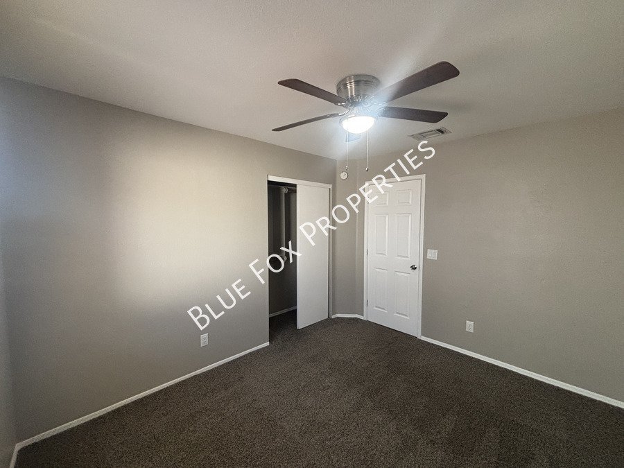 9825 N Camino Vado property image