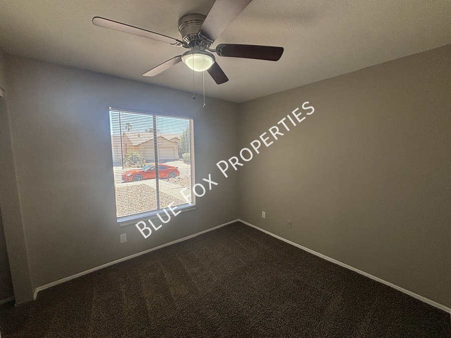 9825 N Camino Vado property image