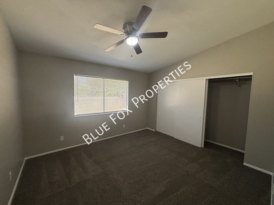 9825 N Camino Vado property image