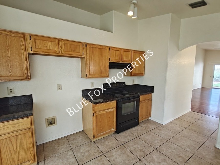 3313 W. Millstone Place property image