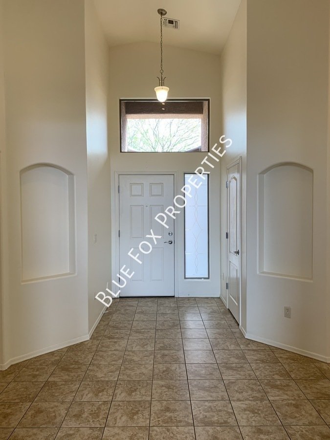4 bed, 2 bath home in desirable neighborhood, no neighbors behind offers privacy. property image
