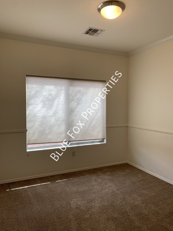 4 bed, 2 bath home in desirable neighborhood, no neighbors behind offers privacy. property image