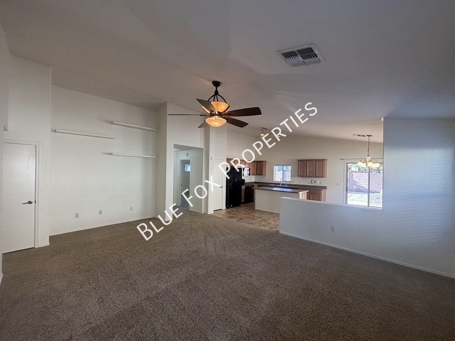 167 W Calle Patio Lindo property image