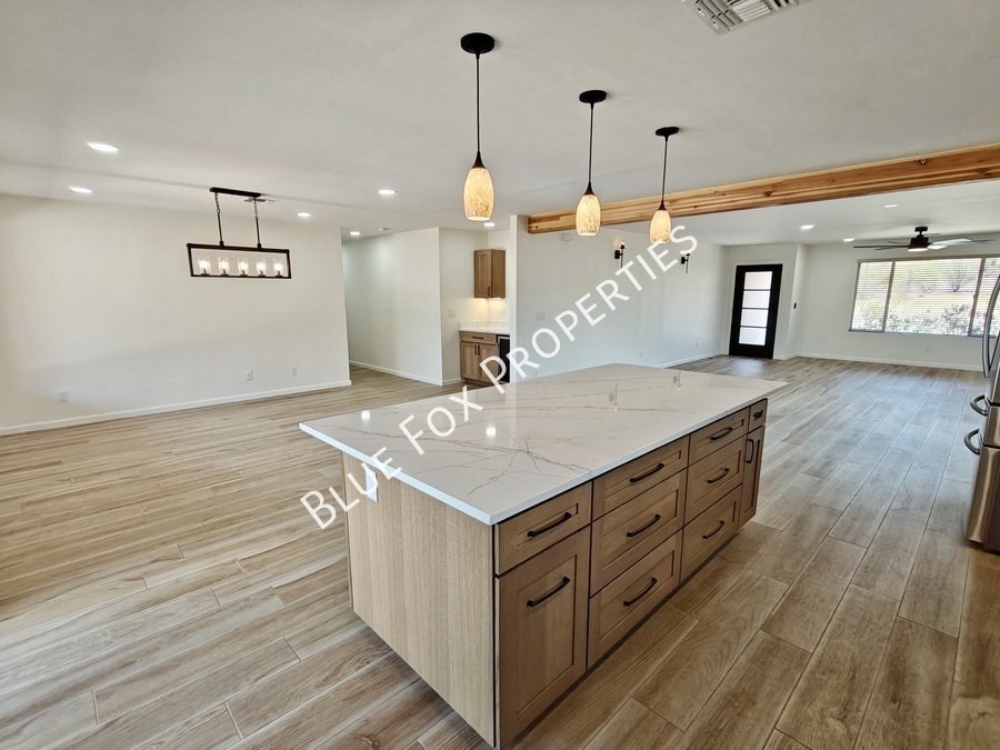 5440 W Placita De La Promesa property image