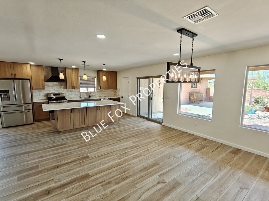 5440 W Placita De La Promesa property image